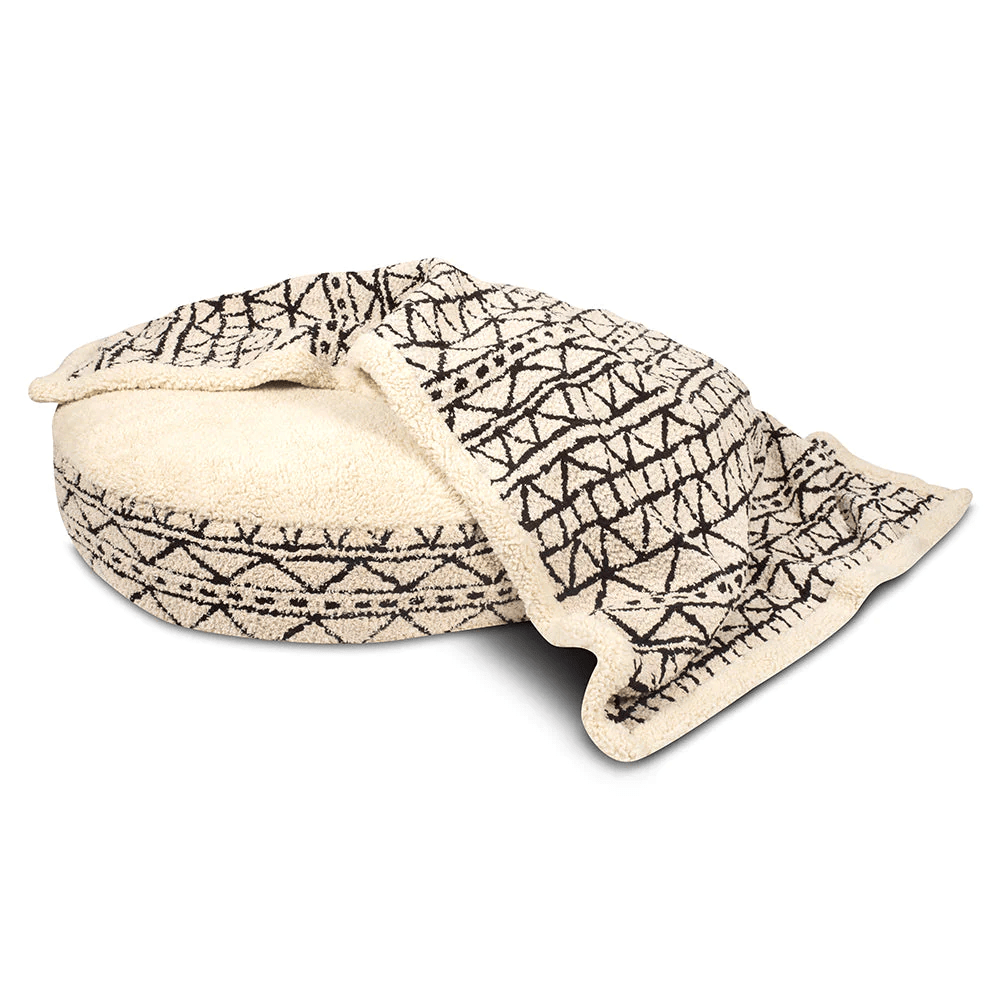 Pawpourri Boho Aztec Oval Bed for Dogs and Cats (Boho Print)