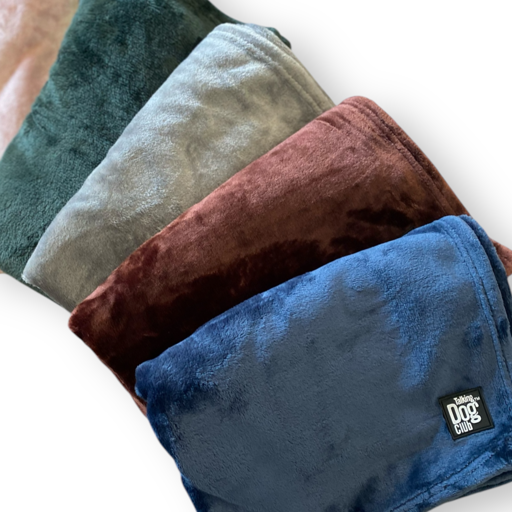 Talking Dog Club Fleece Blanket For Dogs and Cats (Dark Green)